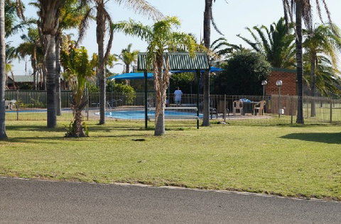 Kalbarri Palm Resort - Hervey Bay Accommodation 0
