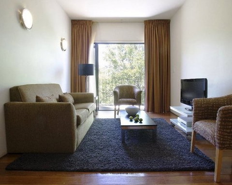 The York Canberra - Hervey Bay Accommodation 4