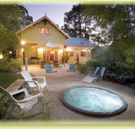 Jacaranda Cottage - Hervey Bay Accommodation