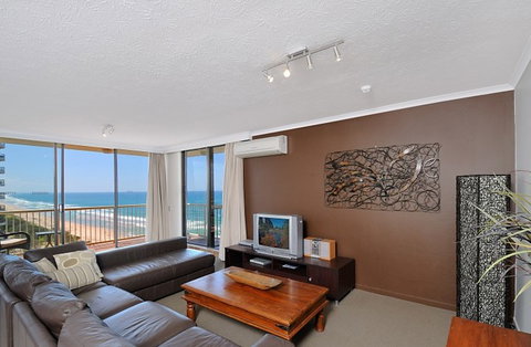 Boulevard Towers - Hervey Bay Accommodation 3