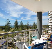 Sandpiper Apartments Broadbeach - Hervey Bay Accommodation