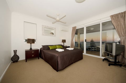 San Mateo On Broadbeach - Hervey Bay Accommodation 1