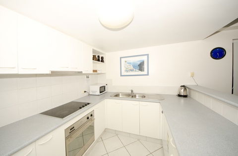 San Mateo On Broadbeach - Hervey Bay Accommodation 2