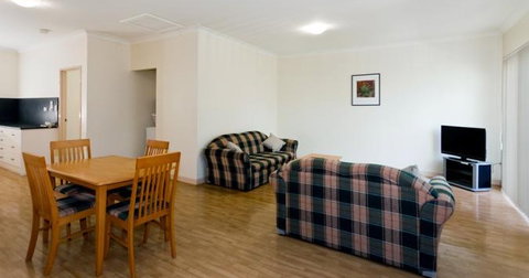 Alice On Todd - Hervey Bay Accommodation 5