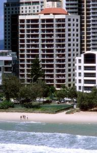 Surf Regency Apartments - Hervey Bay Accommodation 3
