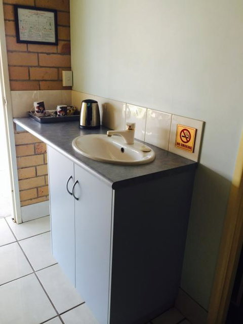 Moranbah Motor Inn Bar And Restaurant - Hervey Bay Accommodation 2