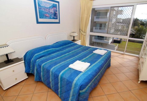 Beach Lodge Apartments - Hervey Bay Accommodation 0