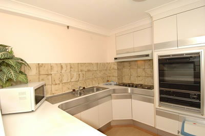 Biarritz Apartments - Hervey Bay Accommodation 2
