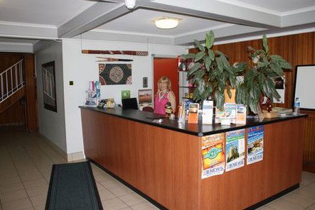 Hiway Inn Motel - Hervey Bay Accommodation 1