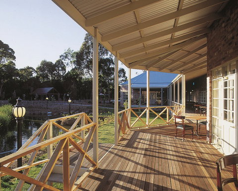 Ballarat Lodge & Convention Centre - Hervey Bay Accommodation 1