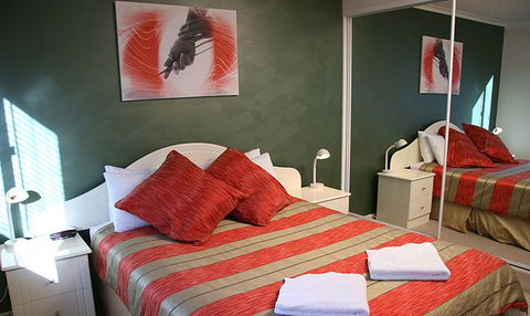 San Marino By The Sea - Hervey Bay Accommodation 2