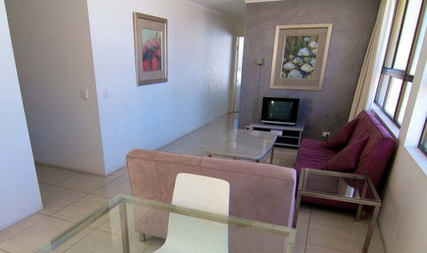 Promenade Apartments - Hervey Bay Accommodation 2