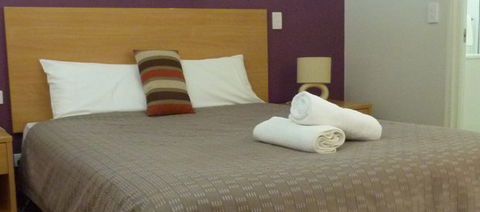 Summit Motel - Hervey Bay Accommodation 0