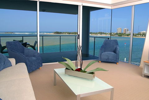 Waves Maroochy River - Hervey Bay Accommodation 3