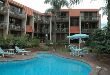 Surfspray Court Holiday Apartments