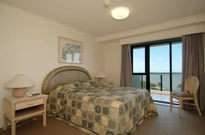 181 The Esplanade - Hervey Bay Accommodation 2