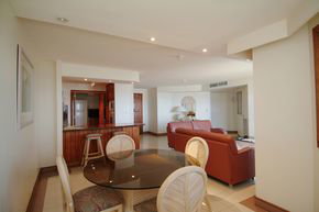 181 The Esplanade - Hervey Bay Accommodation 4