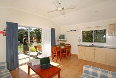 Samurai Beach Resort - Hervey Bay Accommodation 0
