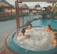 Dolphin Sands Holiday Cabins - Hervey Bay Accommodation