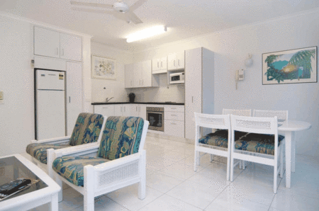 Agincourt Beachfront Apartments - Hervey Bay Accommodation 3