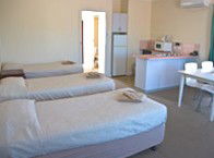 Lincoln Cottage Motor Inn - Tourism Hervey Bay 2