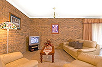 Acacia Apartments - Hervey Bay Accommodation 1