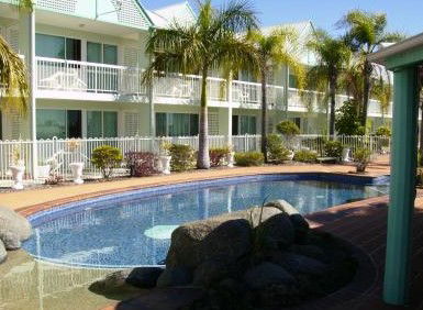 Reef Adventureland Motor Inn - Hervey Bay Accommodation 2
