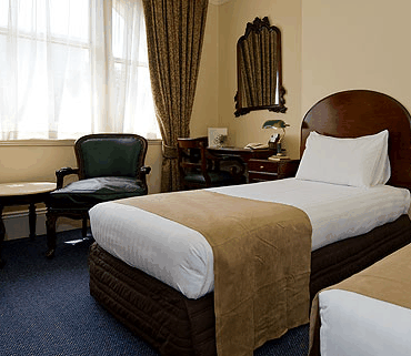 Hadleys Hotel - Hervey Bay Accommodation