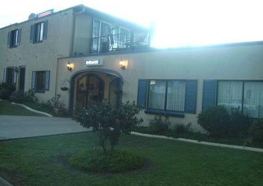Golden Harvest Motel - Hervey Bay Accommodation 0