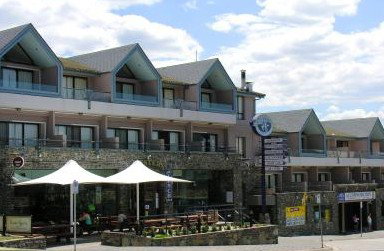Banjo Paterson Inn - Tourism Hervey Bay 0