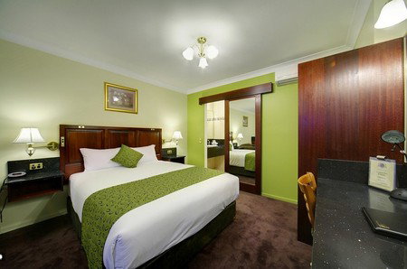 Comfort Inn And Suites Georgian Albury - Hervey Bay Accommodation 3
