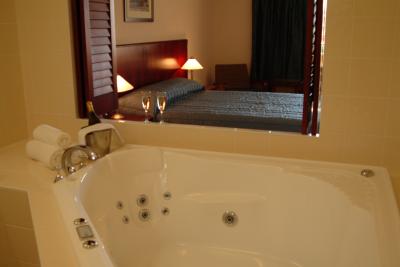 Coffee House Luxury Apartments - Tourism Hervey Bay 2