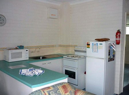 Broadbeach Central Holiday Units - Hervey Bay Accommodation 2