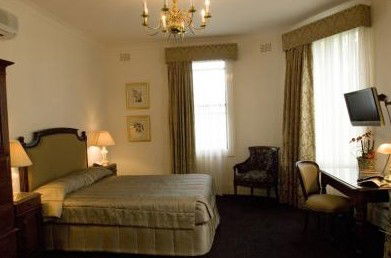 The Royal Exhibition Hotel - Hervey Bay Accommodation 4