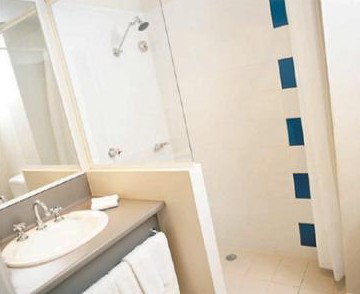 Travelodge Hotel Sydney - Hervey Bay Accommodation 0