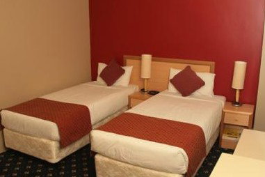 Hotel Coronation - Hervey Bay Accommodation 3