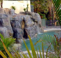 Crusoes Holiday Apartments - Hervey Bay Accommodation