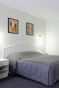 Best Western Cathedral Motor Inn - Tourism Hervey Bay 1