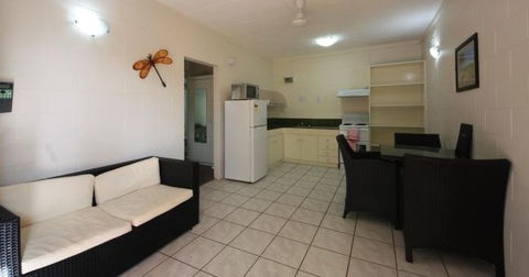 Coconut Grove Holiday Apartments - Tourism Hervey Bay 5