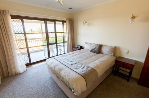 Busselton Beach Resort - Tourism Hervey Bay 4