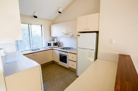 Busselton Beach Resort - Tourism Hervey Bay 8
