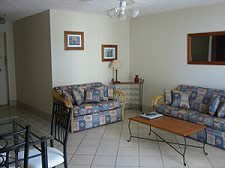 Quarterdeck Apartments - Hervey Bay Accommodation 7