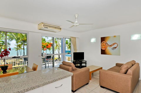 Agincourt Beachfront Apartments - Hervey Bay Accommodation 6