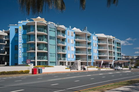 Grand Palais Beachside Resort - Hervey Bay Accommodation 7