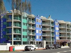 Grand Palais Beachside Resort - Hervey Bay Accommodation 8