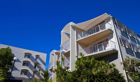 Endless Summer Resort - Hervey Bay Accommodation 1