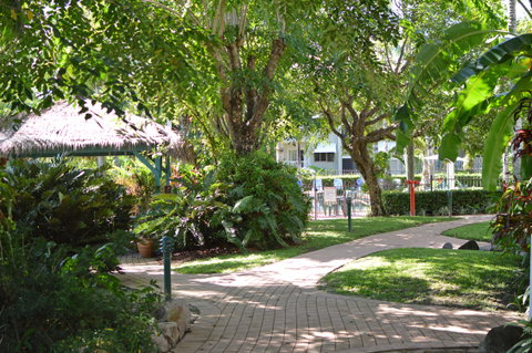 Cairns Beach Resort - Hervey Bay Accommodation 0