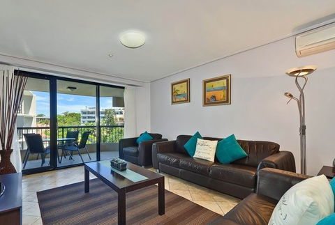 Clubb Coolum Beach - Hervey Bay Accommodation 3