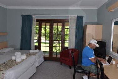 Poplars Inn - Hervey Bay Accommodation 0