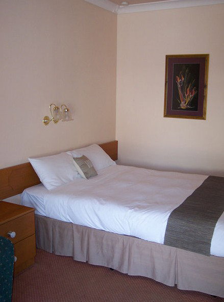 Philadelphia Motor Inn - Hervey Bay Accommodation 0